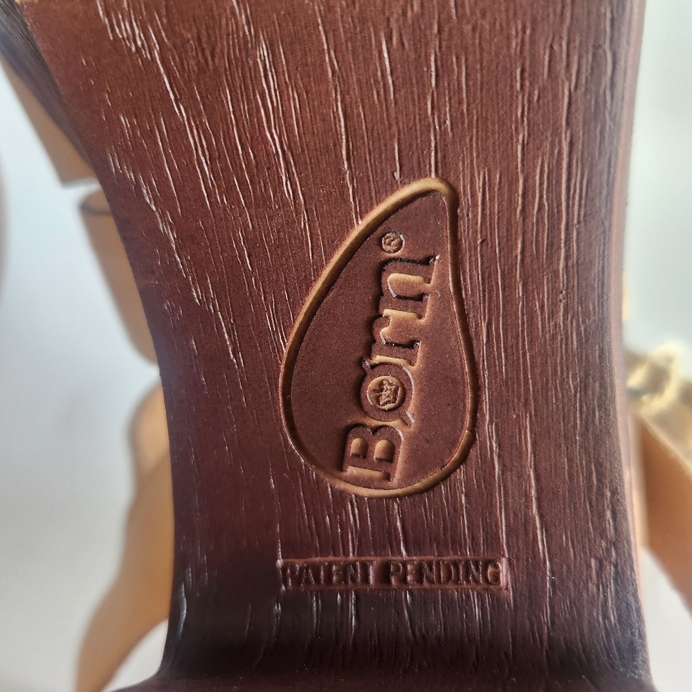 NWT  BORN Hartley Platform Sandals Natural Tan Size 11 - Picture 10 of 15